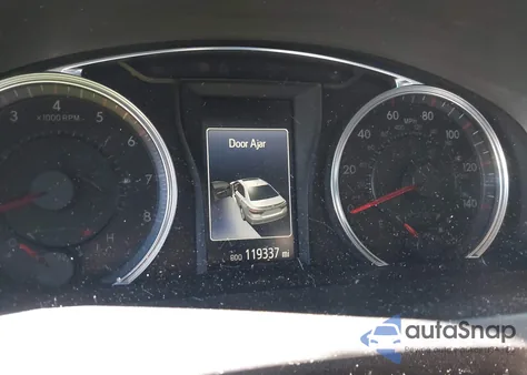 2015 Toyota Camry Se z USA, uszkodzony, nr VIN 4T1BF1FK4FU927845